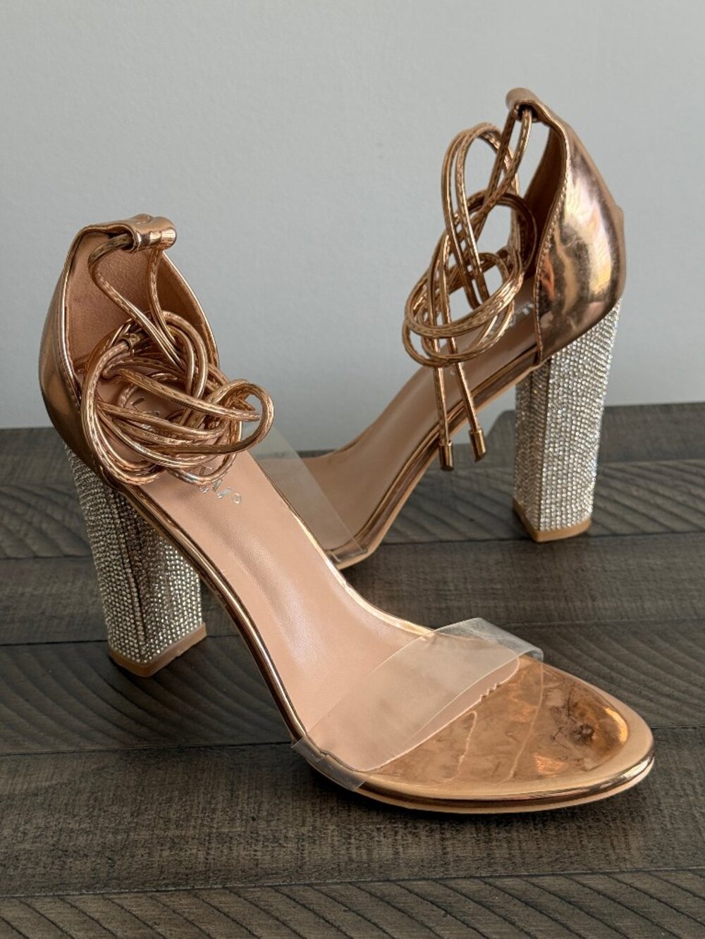 LALA IKAI Women's Gold High-Heeled Sandals Rhinestone-Embellished Size 7.5